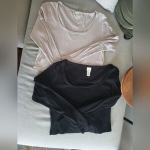 Set of two mid-crop scoop neck long sleeve tops (H&M, XL)